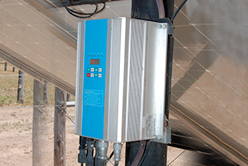 PM solar pumping inverter 